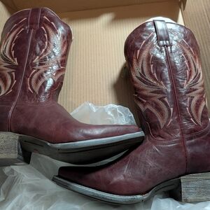 Shyanne Maroon Western Boots